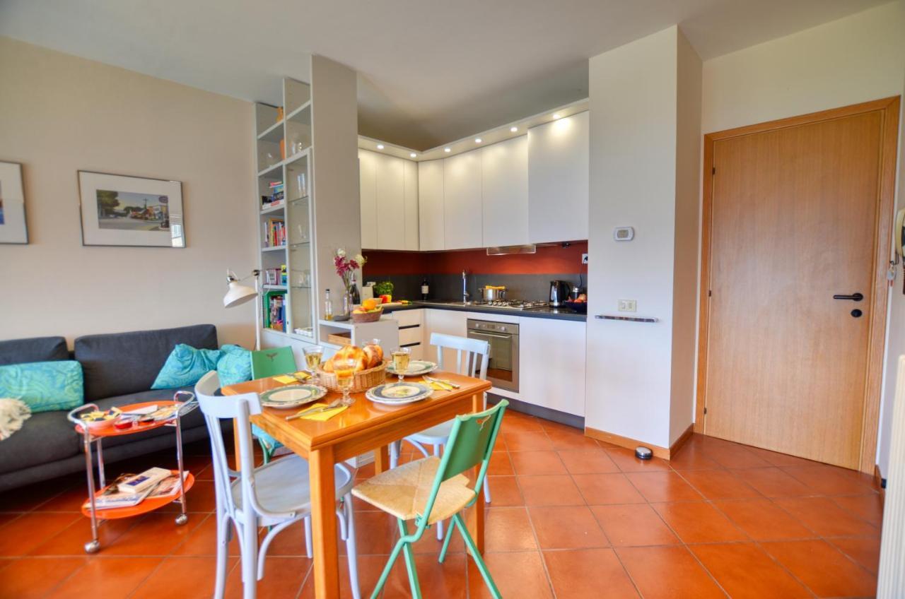2-Bedroom Lakeview Apartment Bella Gaeta San Siro  Buitenkant foto