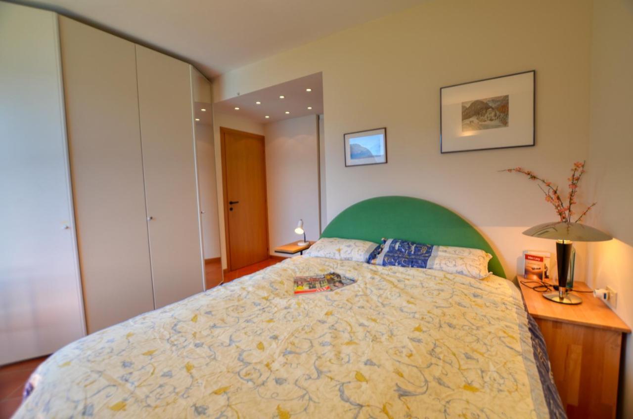 2-Bedroom Lakeview Apartment Bella Gaeta San Siro  Buitenkant foto
