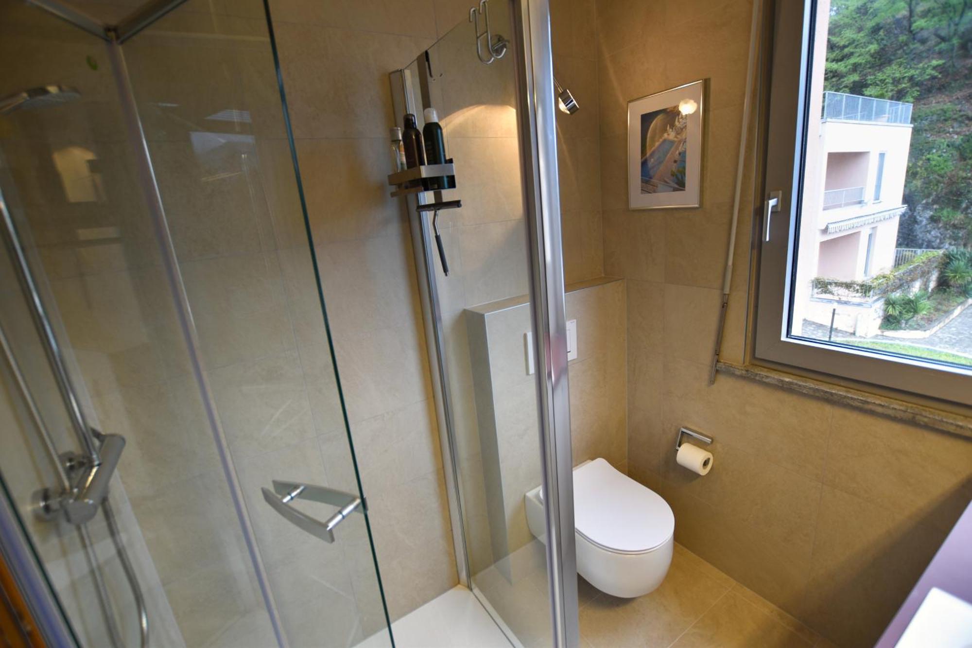 2-Bedroom Lakeview Apartment Bella Gaeta San Siro  Buitenkant foto